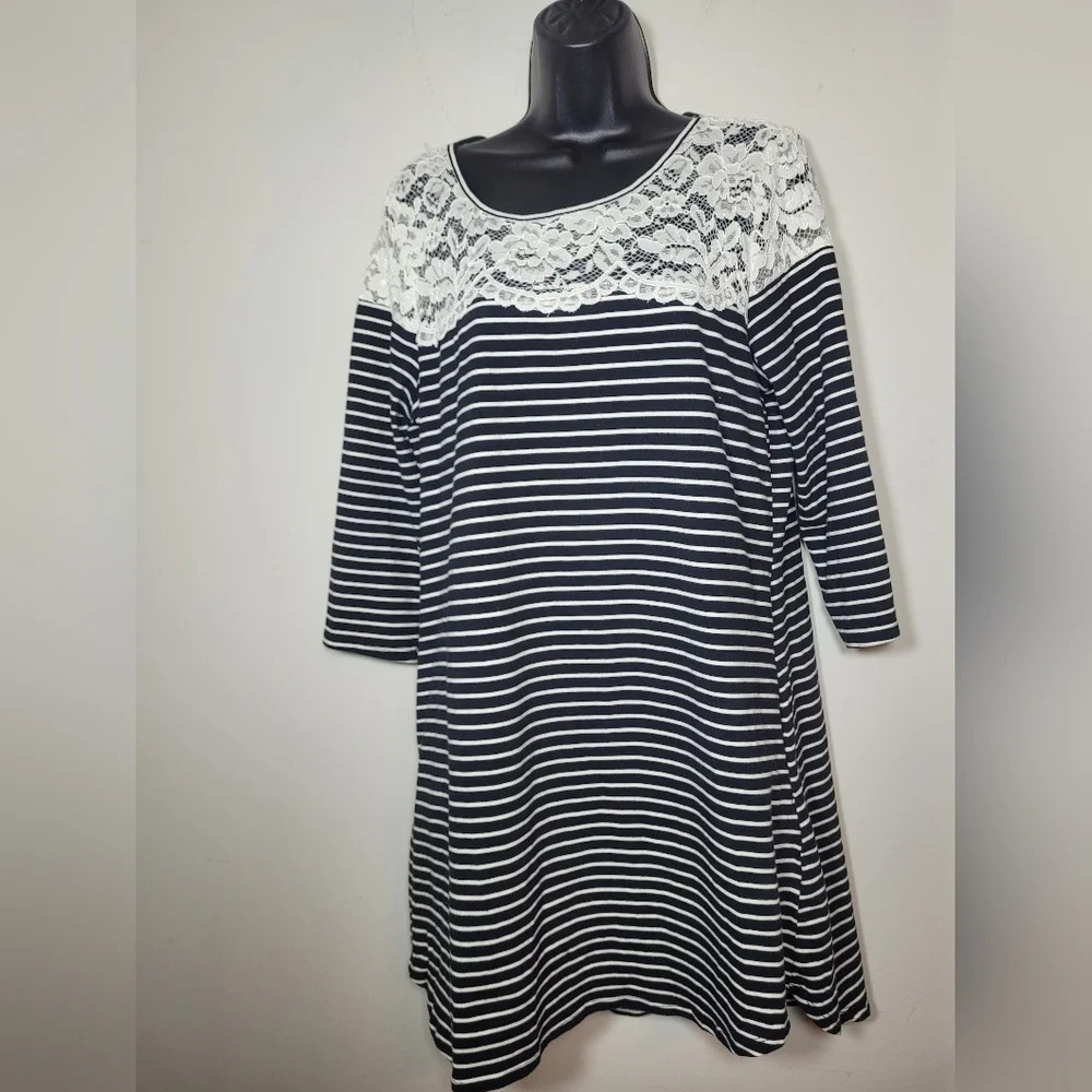 Umgee Lace Crochet Striped Mini Dress sz M